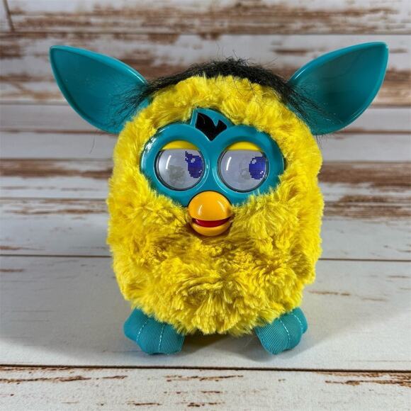 Hasbro 2012 Furby Lightning Zap Yellow Teal Interactive Pet Toy - Picture 2 of 6